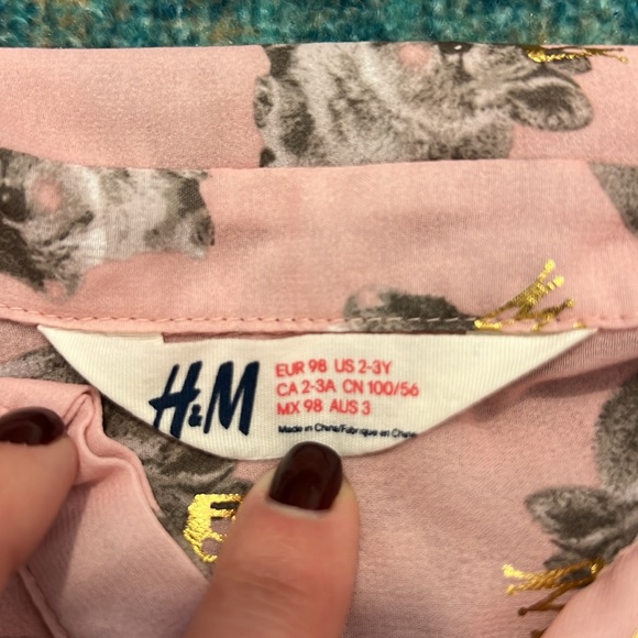 Sheer Easter pink bunny gold crown blouse - Picture 3 of 9